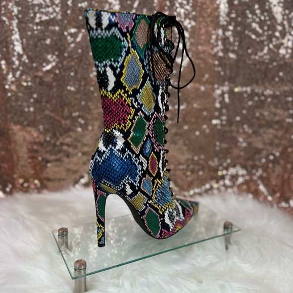 Size 7, Multicolored Snake Print Mid Calf Boots - Picture 2 of 4